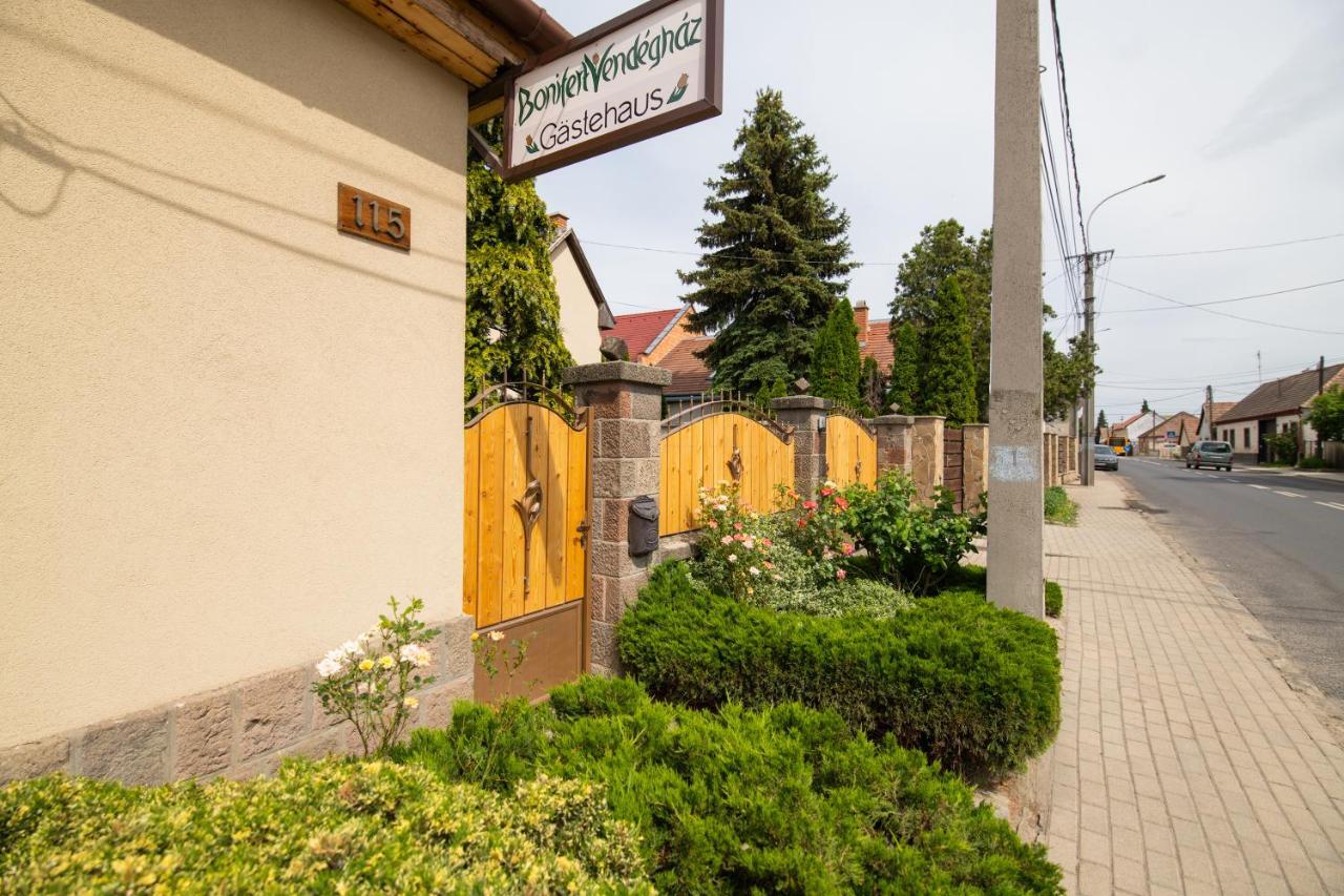 Bonifert Vendeghaz Hotel Dunabogdány Exterior photo